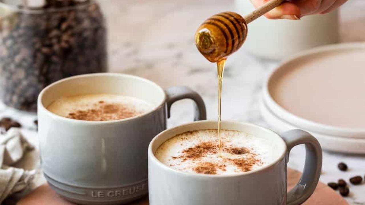 Oatmilk Honey Latte